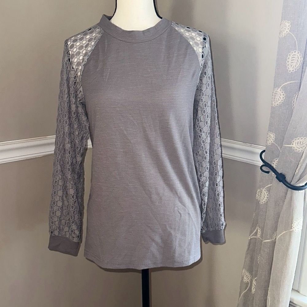 SHEIN Sweater  - Picture 2 of 16